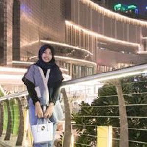 Titis Rika Rihandini profile icon