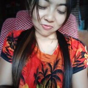 RatNa UnyHue profile icon