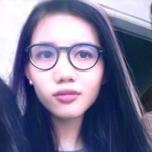 Astty Astuti profile icon