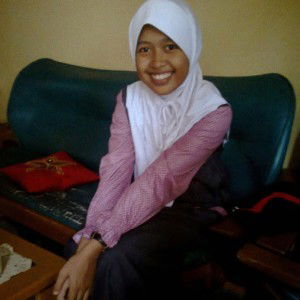 Dina Isnaeni Permatasari profile icon