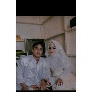 Riska Ade Putri profile icon