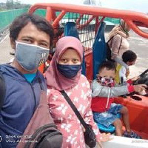 Uny Faiz profile icon