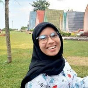 Rahma Fitria profile icon