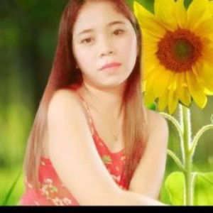 Ellen mae Ranollo profile icon