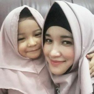 Oktavera Putri profile icon