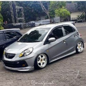 Putry Otomotif Jazzy profile icon