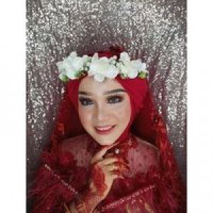 Anggi Astika Dewii profile icon