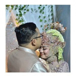 Pipit Hadiyanti profile icon