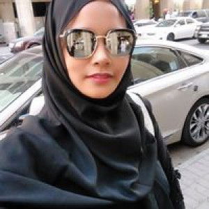 Salmah Darwis profile icon