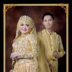 Iin Suhartini profile icon