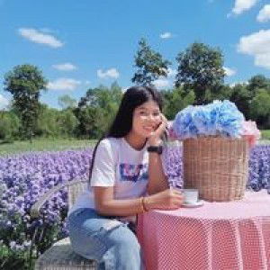 Nuttha Lee profile icon