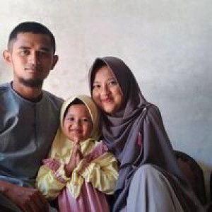 Fitri Yulianti profile icon