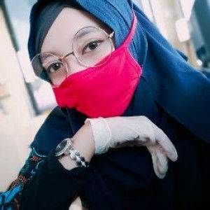 Resti Nur profile icon