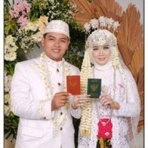 Yuliana Tari profile icon