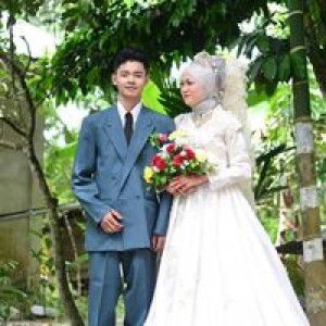 Novelia Saputri profile icon