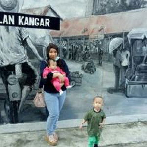 Wan Nursyuhada profile icon