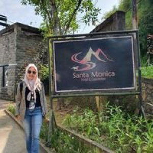 Evinia Candrasari profile icon