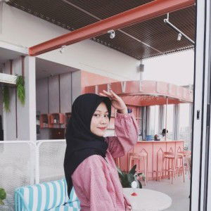 Devi Setiani profile icon