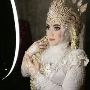 Mey Oktavia profile icon