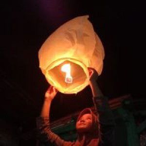 Nur Afni profile icon