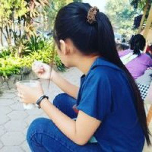 Suci Andarini profile icon