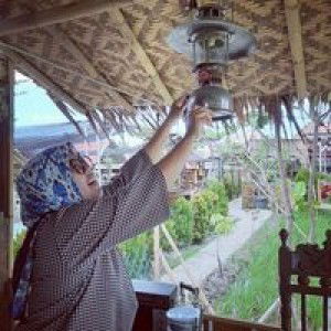 Ira Widiasari profile icon