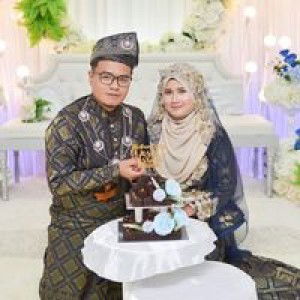 Iza Mia profile icon