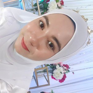 Tengku Aina profile icon