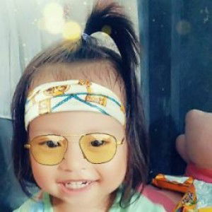 Naina mikayla profile icon