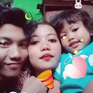 Devi Yashinta profile icon