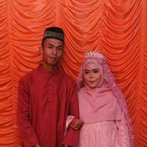 Lena Sary profile icon