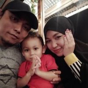 Putri Fitrah Ali profile icon