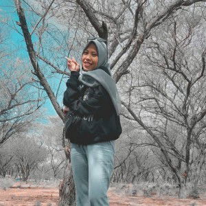 Juniarti indah Sari profile icon