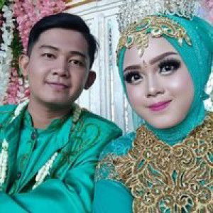 Mona Krisdianti profile icon