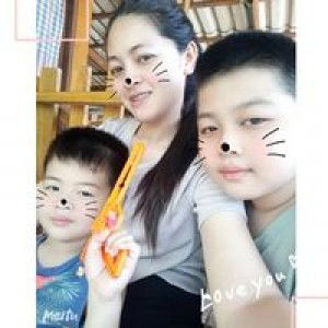 Nat Thapanee profile icon