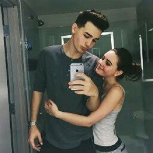 anis yahh profile icon