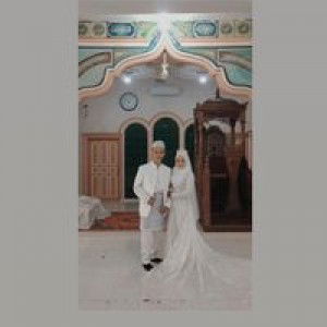 Indry Wahyuni profile icon