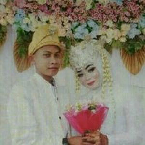 Dhea Marcella W profile icon