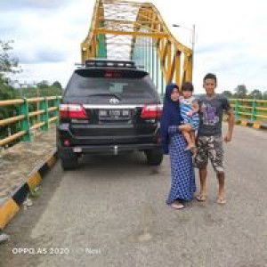 Ana Novi profile icon