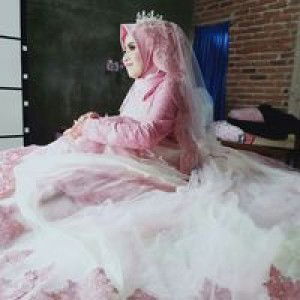 Sri Febriyeni profile icon