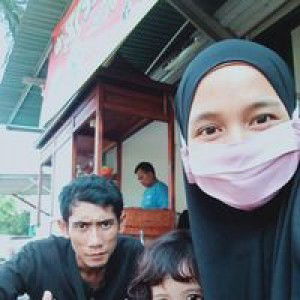 Yessy Dwi Yulianti profile icon