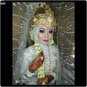 Azizah Wirda profile icon