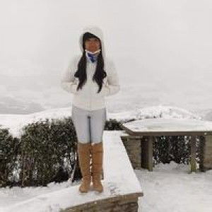 Fon Fang Preeya profile icon