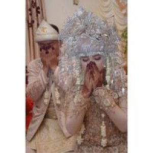 Ayu Martina profile icon