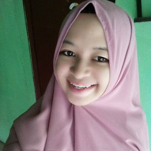 Rinrin Rianti profile icon