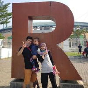 Resti Eka profile icon