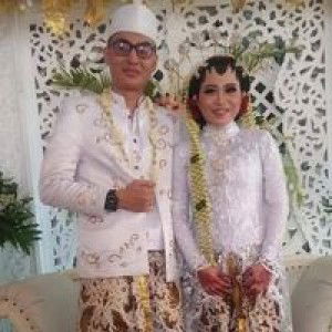 Retno Sulis profile icon