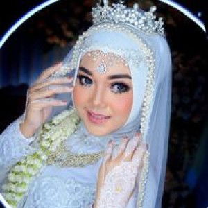 Denok Safitri II profile icon