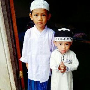 apri lestari profile icon