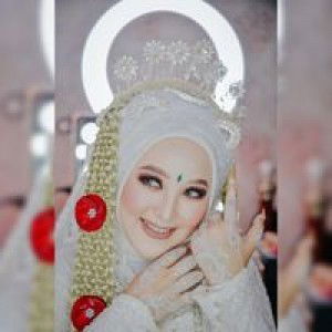 Desy Arviana profile icon